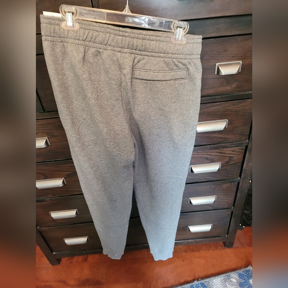 UNDER ARMOUR  Men's Sweats - Picture 2 of 3